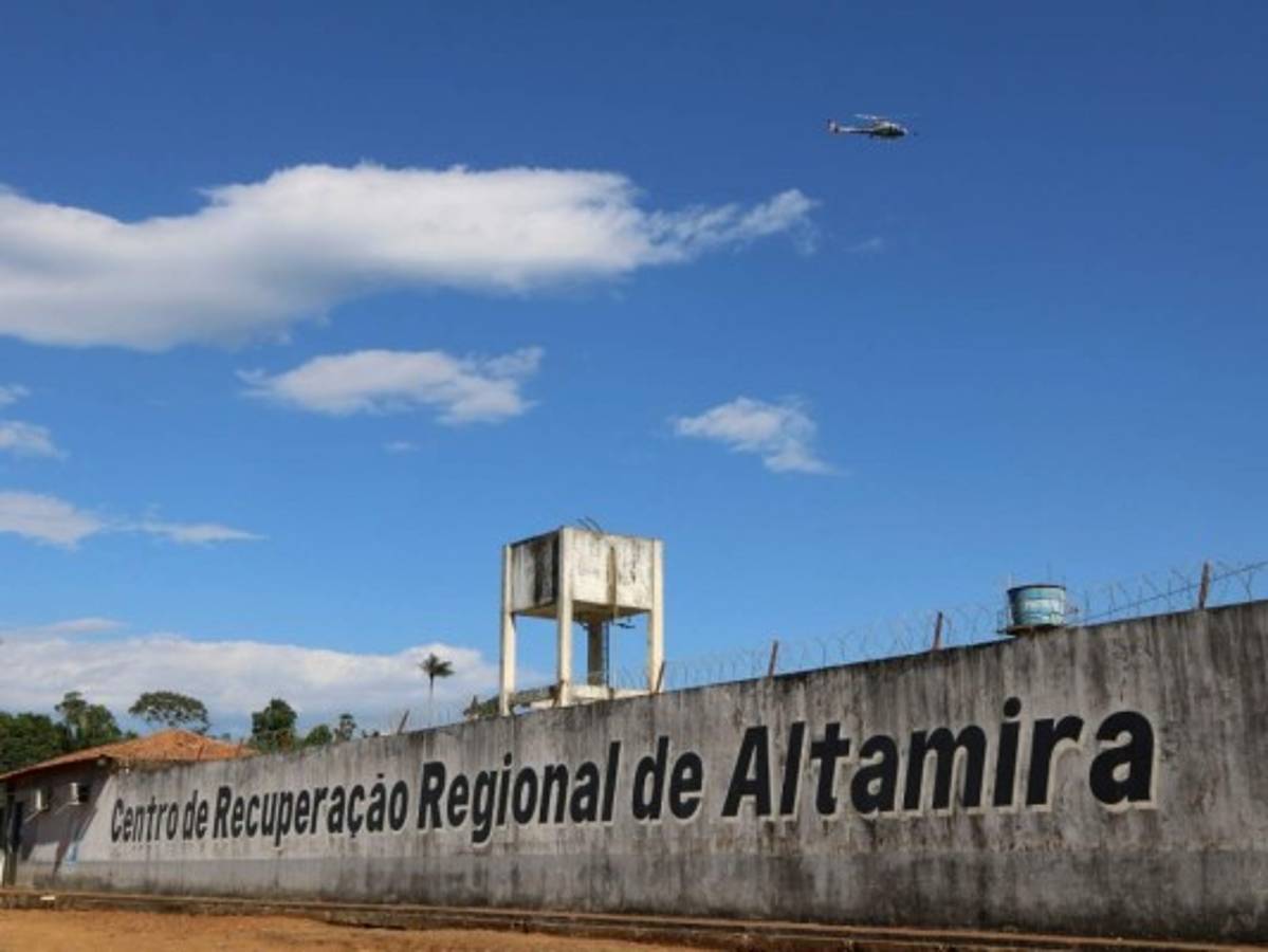 Matan a cuatro presos implicados en sangriento motín en Brasil