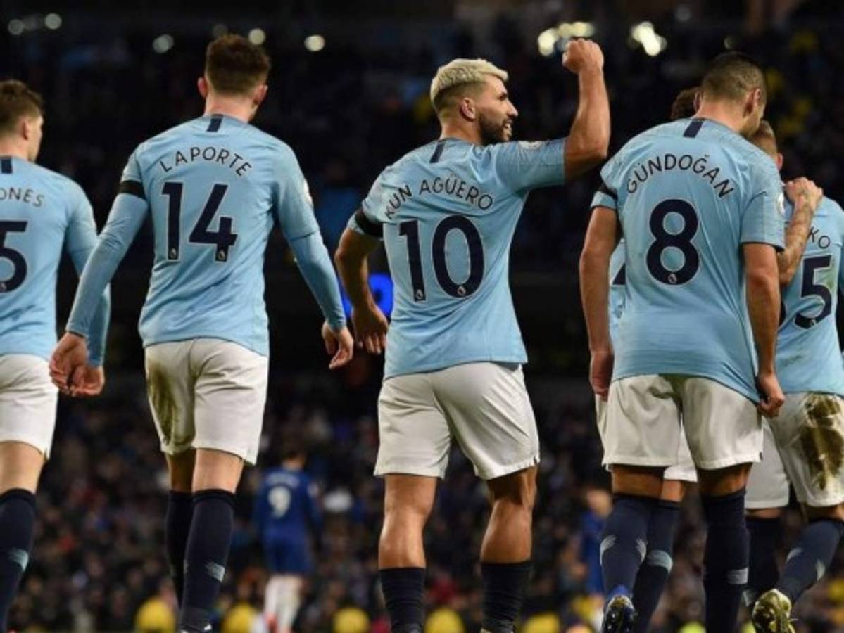La UEFA excluye dos años a Manchester City de sus torneos por fair-play financiero
