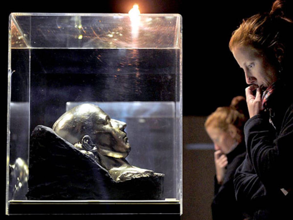 Evita, mito vigente de Argentina a 60 años de su muerte