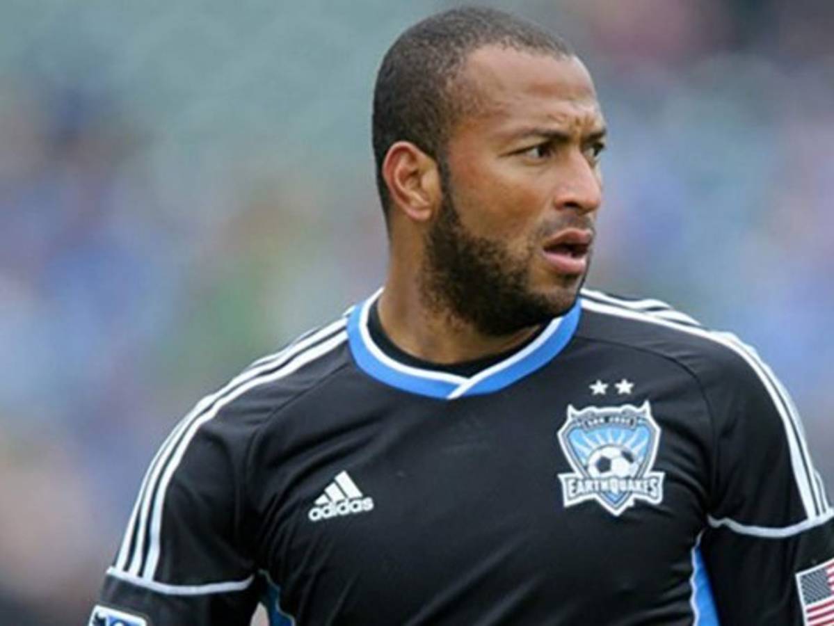 Muma Bernárdez deja el San José Earthquakes y el equipo le rinde bonito homenaje