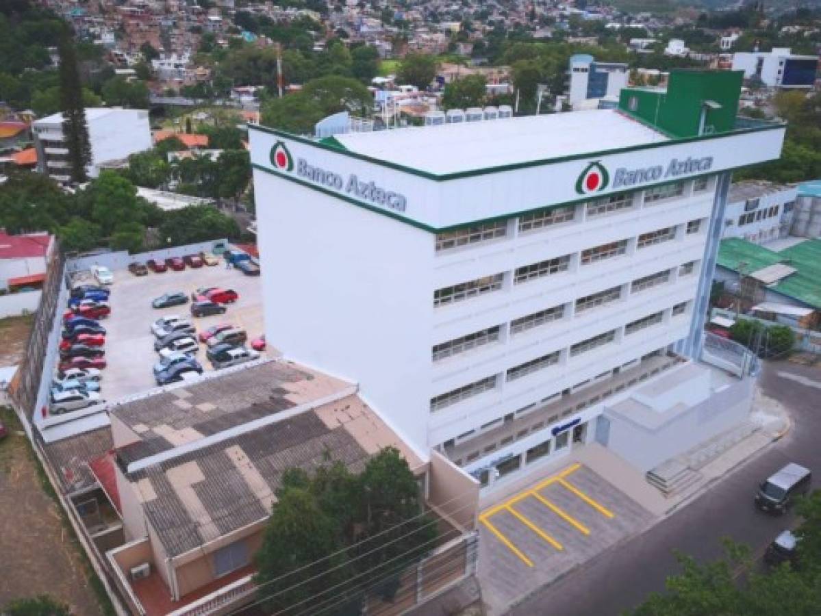 Banco Azteca Honduras cumple 11 años y lo celebra en nuevas instalaciones