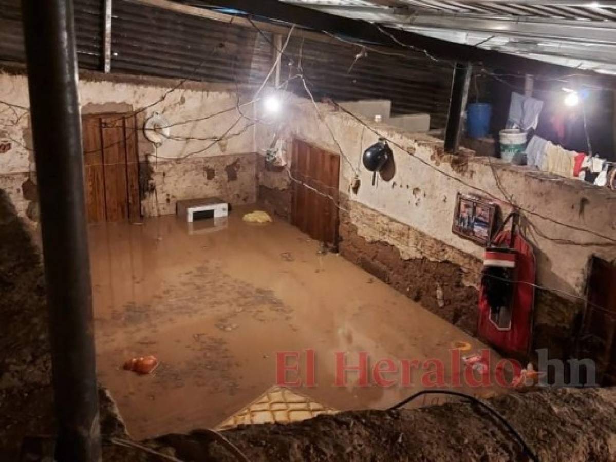 Comayagua: Lluvias dejan 15 viviendas inundadas y un adulto mayor desaparecido