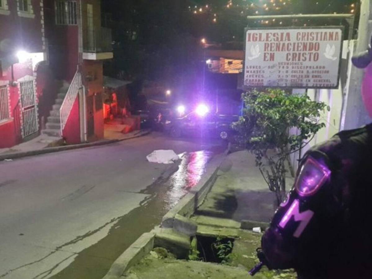 Hallan cuerpo envuelto en sábanas en la colonia Smith de la capital de Honduras