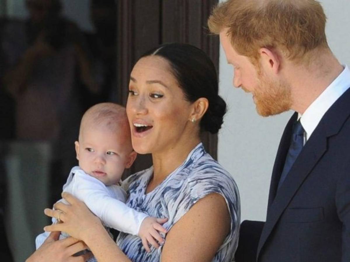 Archie, el hijo de Harry y Meghan Markle, cumple 2 años y así lo felicita la familia real  