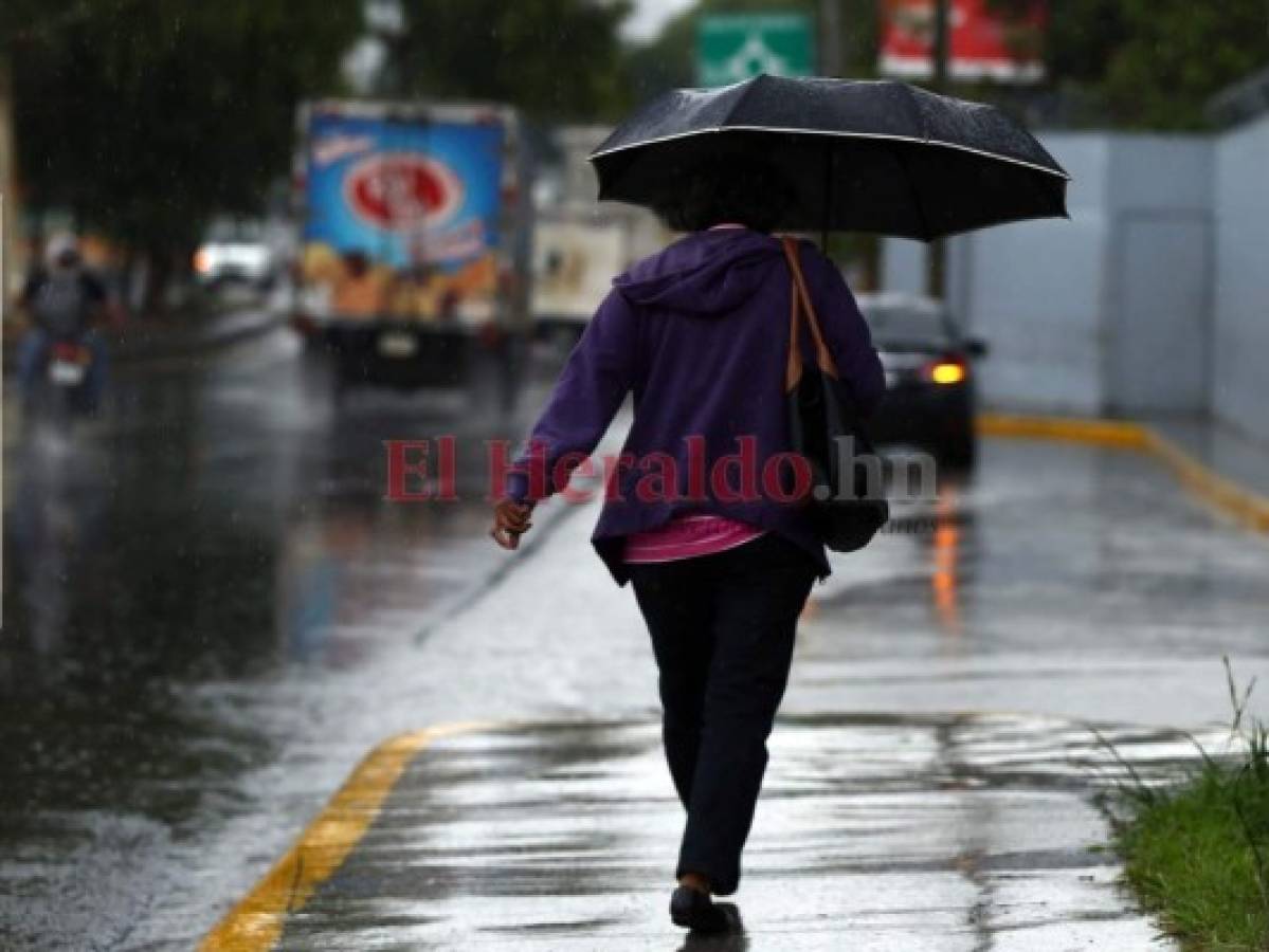 Honduras: Ingreso de humedad del Caribe dejará lluvias y chubascos