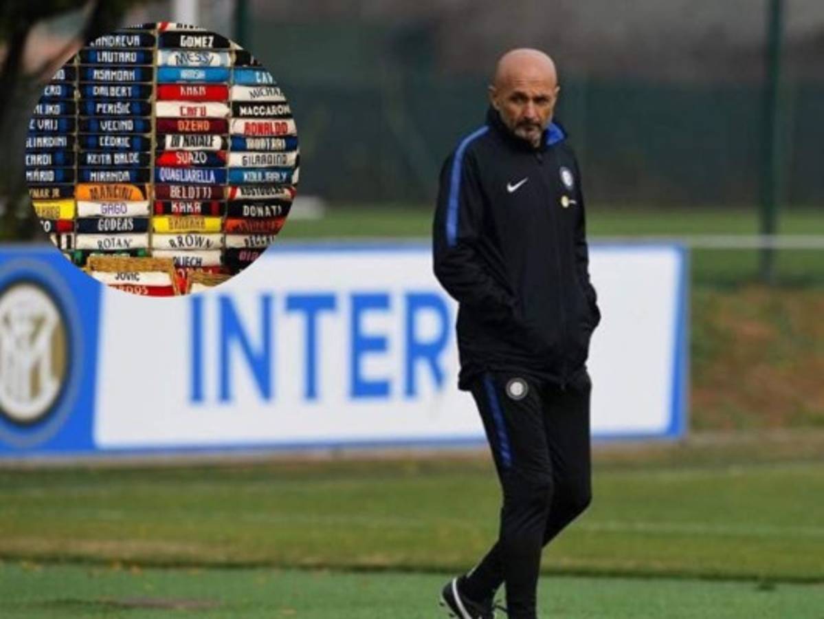 Camiseta del hondureño David Suavo está en la colección del técnico Luciano Spalletti