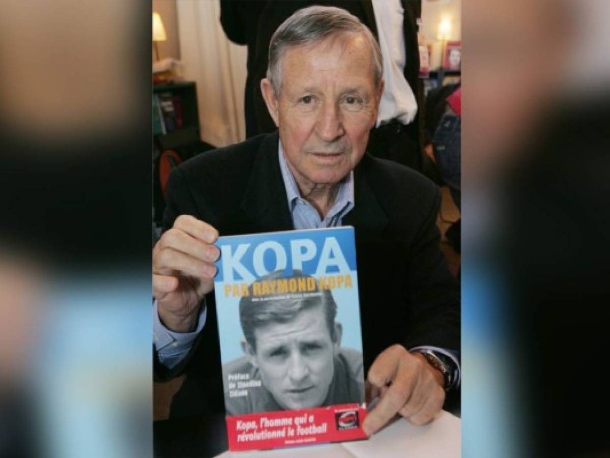 Raymond Kopa, leyenda del fútbol francés, falleció a los 85 años