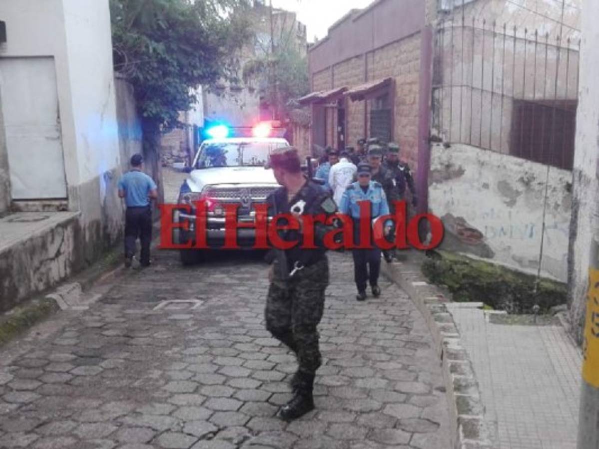 Hallan cuerpo encostalado en el barrio La Leona de Tegucigalpa