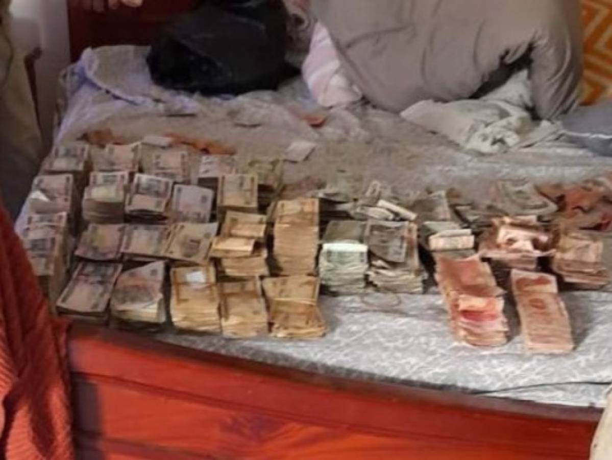 Capturan a padre e hijo con más de dos millones de lempiras en Marcala, La Paz