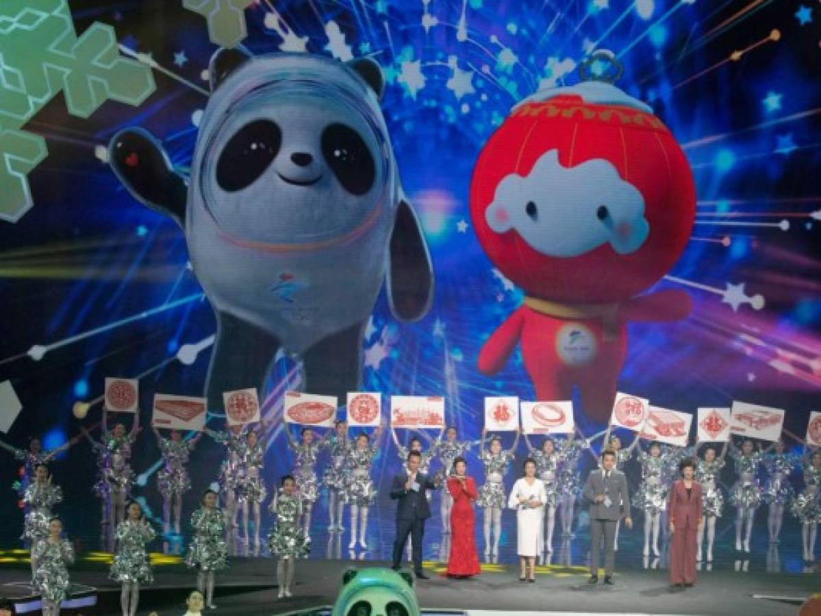 Juegos Olímpicos de Invierno de Beijing 2022 presentan a sus mascotas