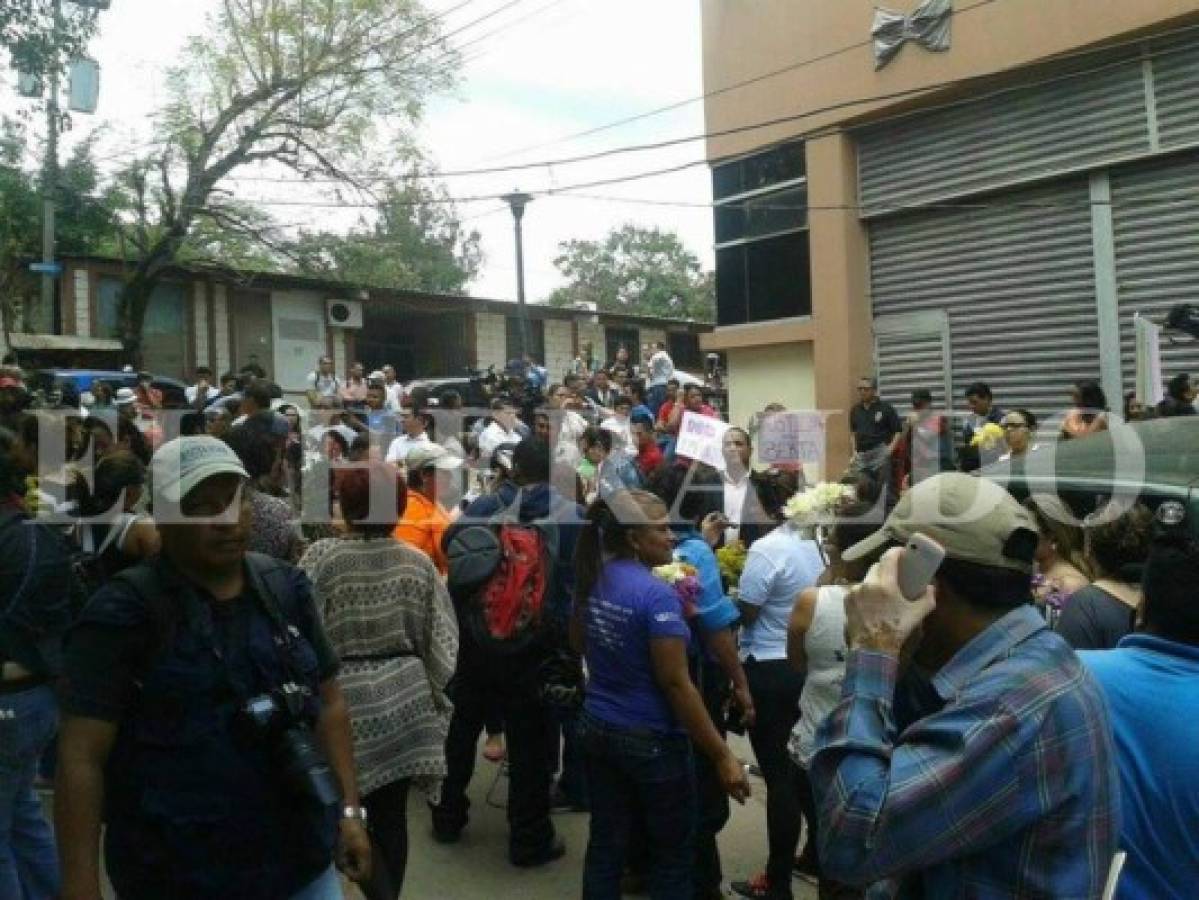 Honduras: Llegan restos de Berta Cáceres a La Esperanza