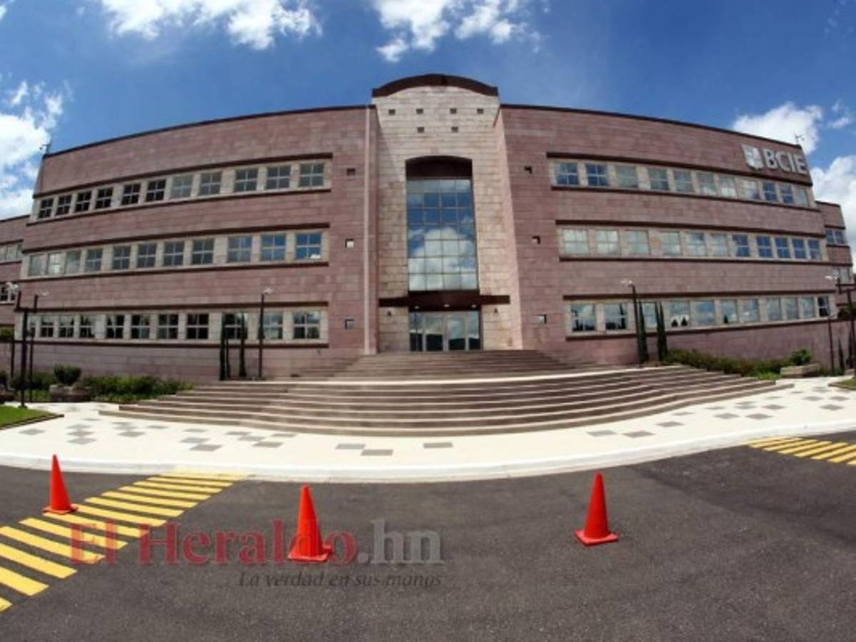 BCIE aún no responde a peticiones de fondos de gobiernos  