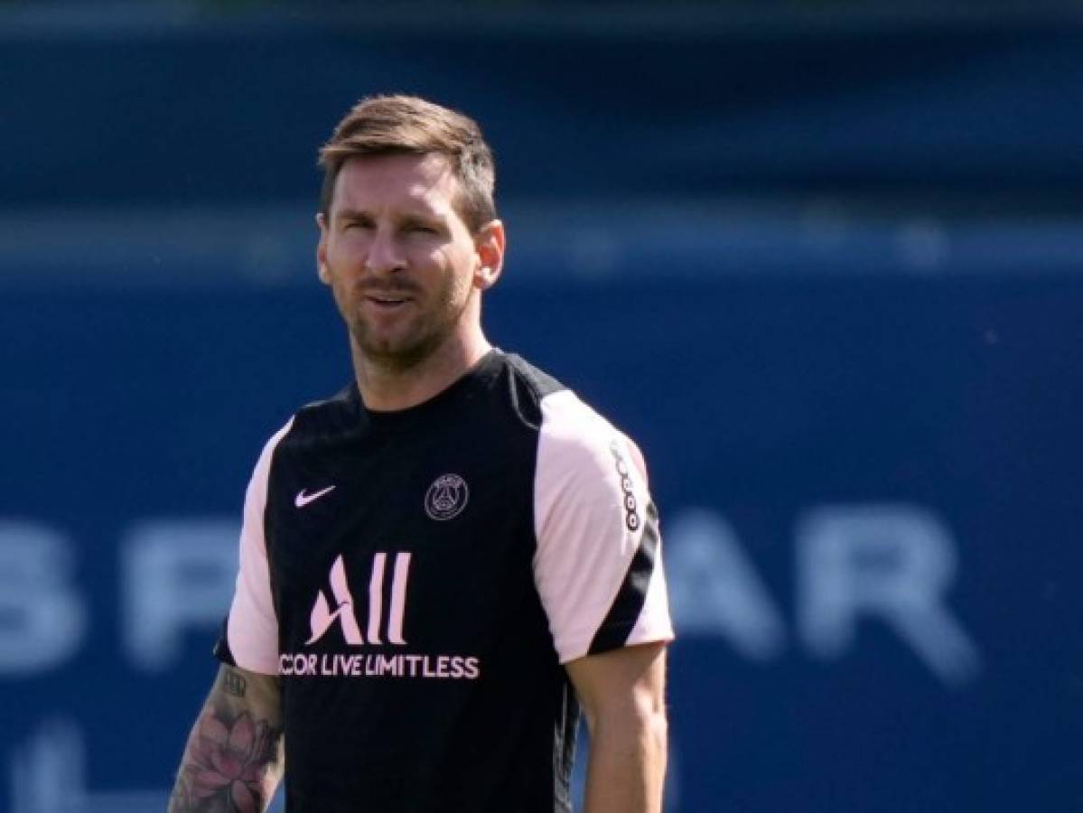 La millonaria cifra que le debe el Barcelona a Messi