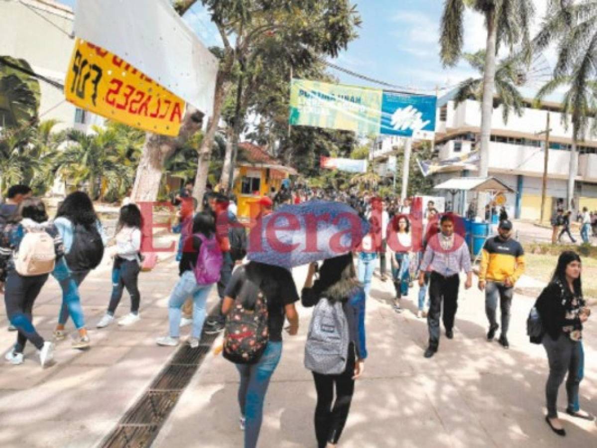 Casi 2,500 estudiantes inhabilitados en la Universidad Nacional Autónoma de Honduras