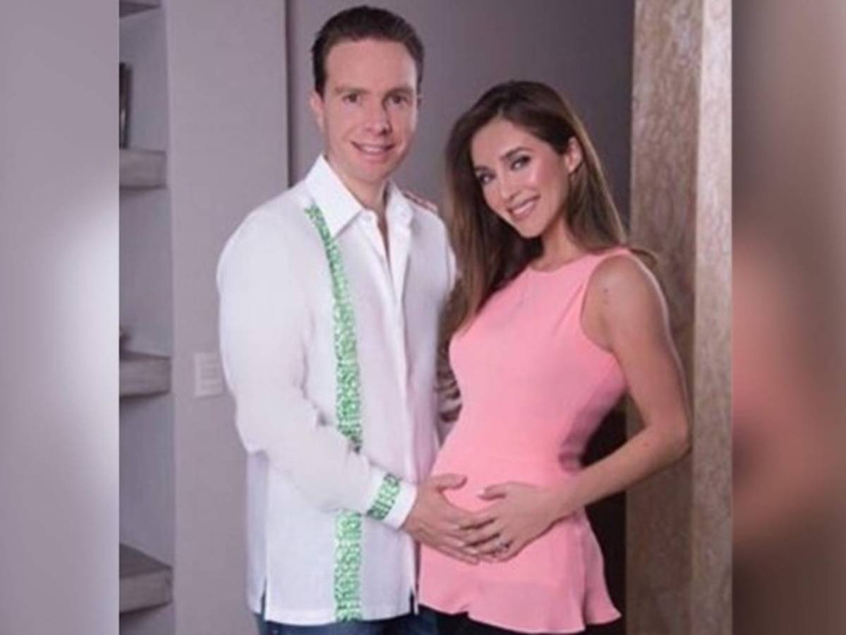 Anahí junto a su esposo Manuel Velasco (Foto: Redes)