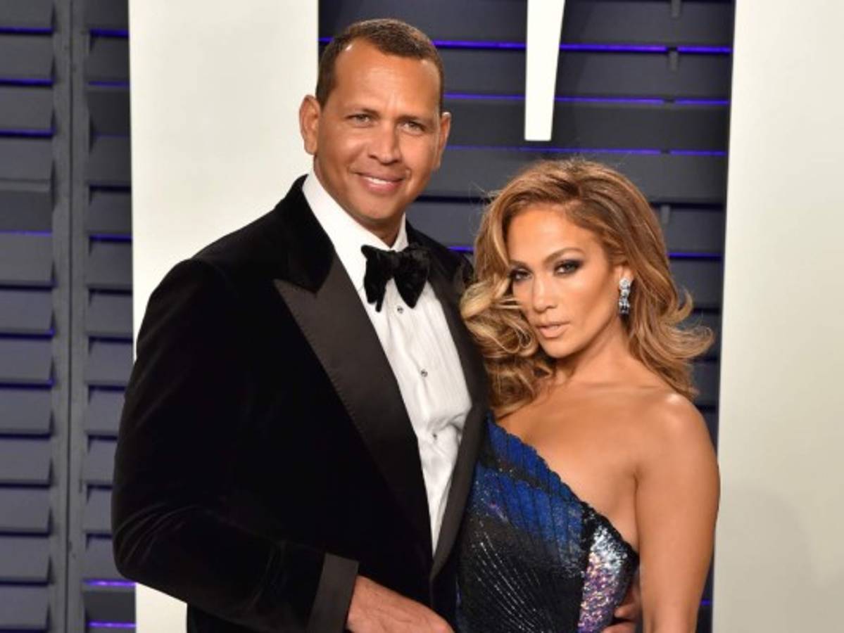 Jennifer López borra las fotos de Alex Rodríguez y lo de deja de seguir en Instagram