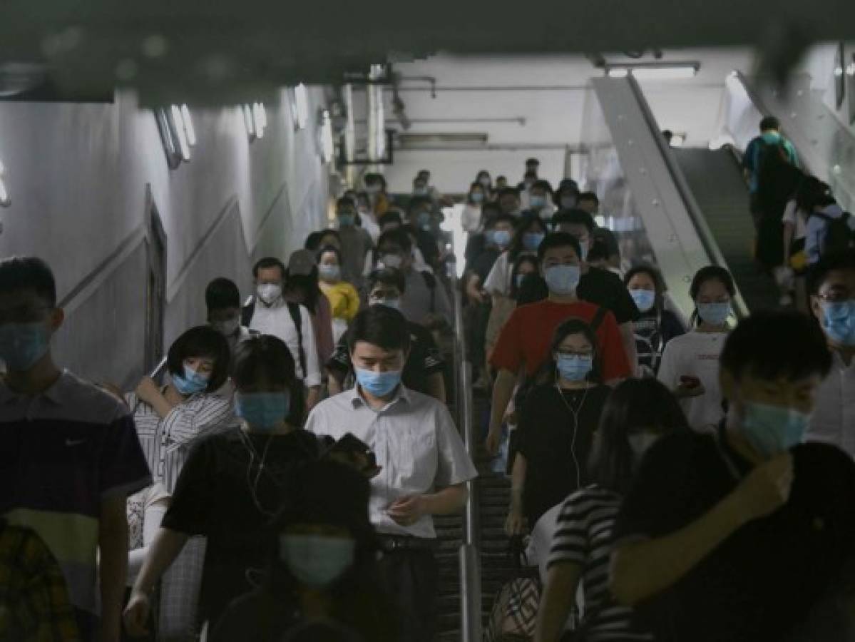 Rebrote de covid-19 en Pekín enciende alarma de segunda ola de contagios