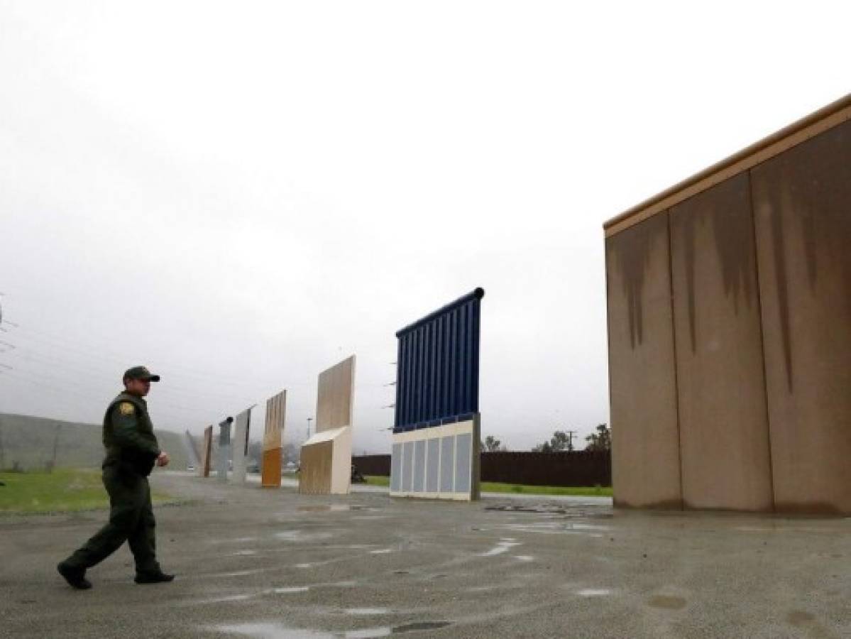 Corte: Trump no puede usar dinero del Pentágono para muro fronterizo 