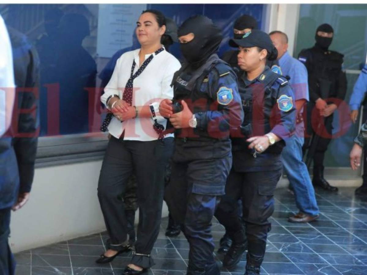 El sábado se conocerá si ex primera dama de Honduras, Rosa Elena de Lobo, se defenderá en libertad  