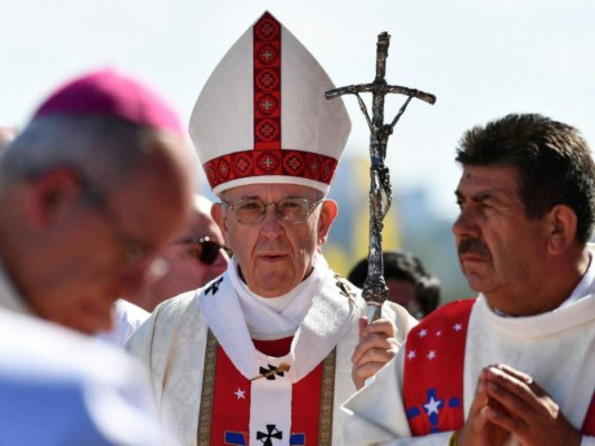 Papa Francisco arremete contra uso de la violencia en reivindicaciones indígenas