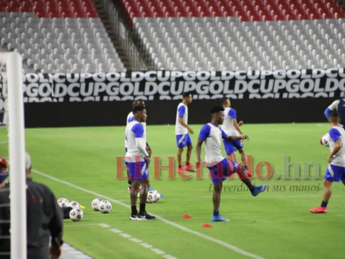 Honduras se prueba en el State Farm de Phoenix; Romell Quioto no pudo entrenar