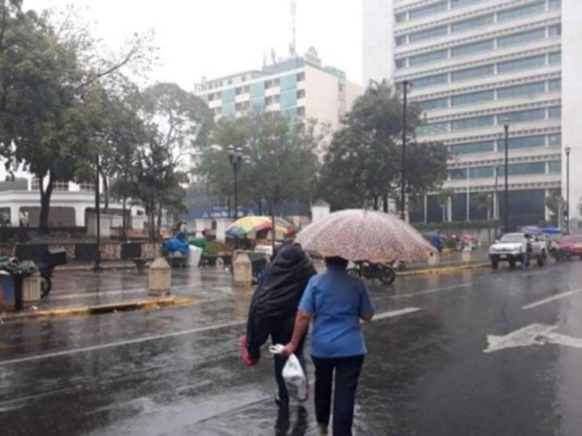 Honduras: Lluvias y bajas temperaturas se pronostican para este fin de semana   