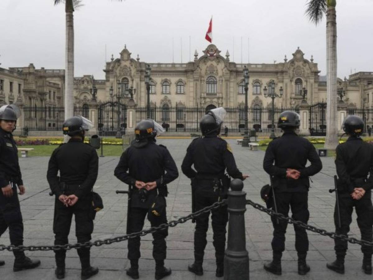 Gobierno de Perú: renuncia de vicepresidenta Aráoz es inválida