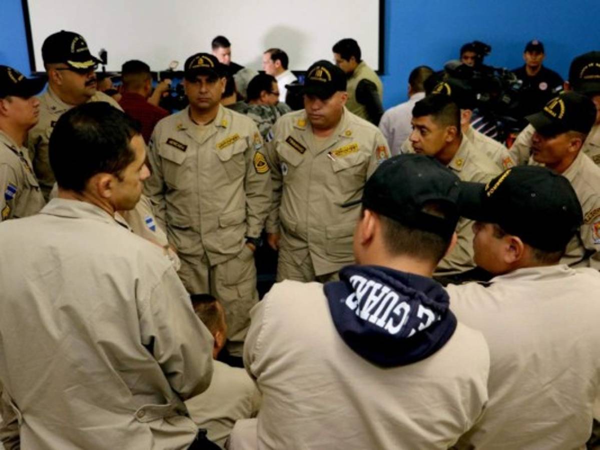 Rescatistas hondureños viajarán en las próximas hora a México