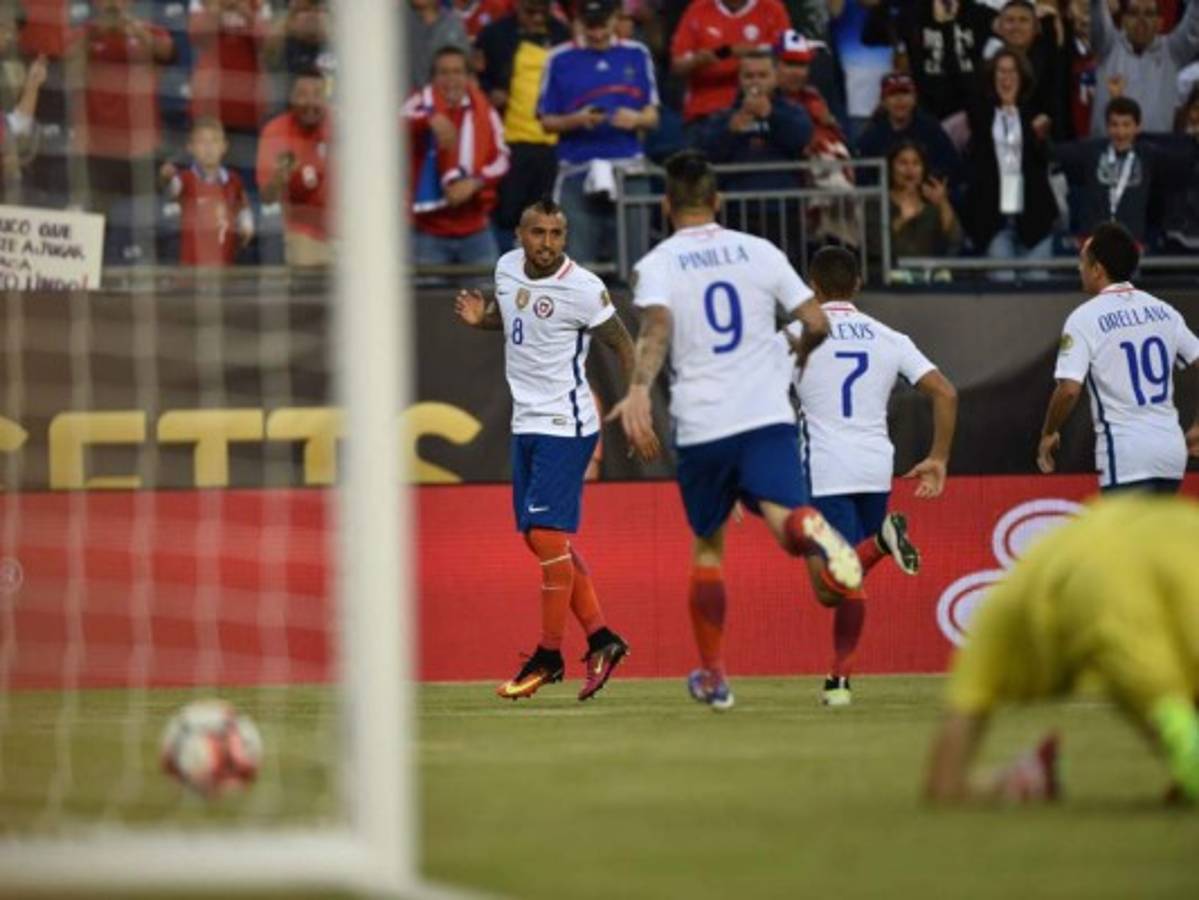 Chile logró un triunfo de último minuto ante Bolivia