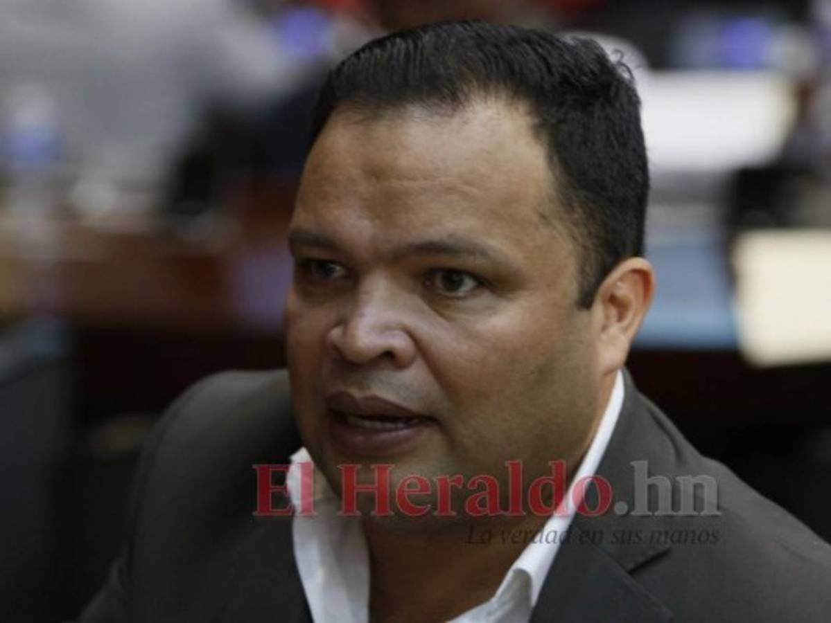 Jari Dixon: 'Es difícil llamarle hospital a un montón de basura y chatarra”