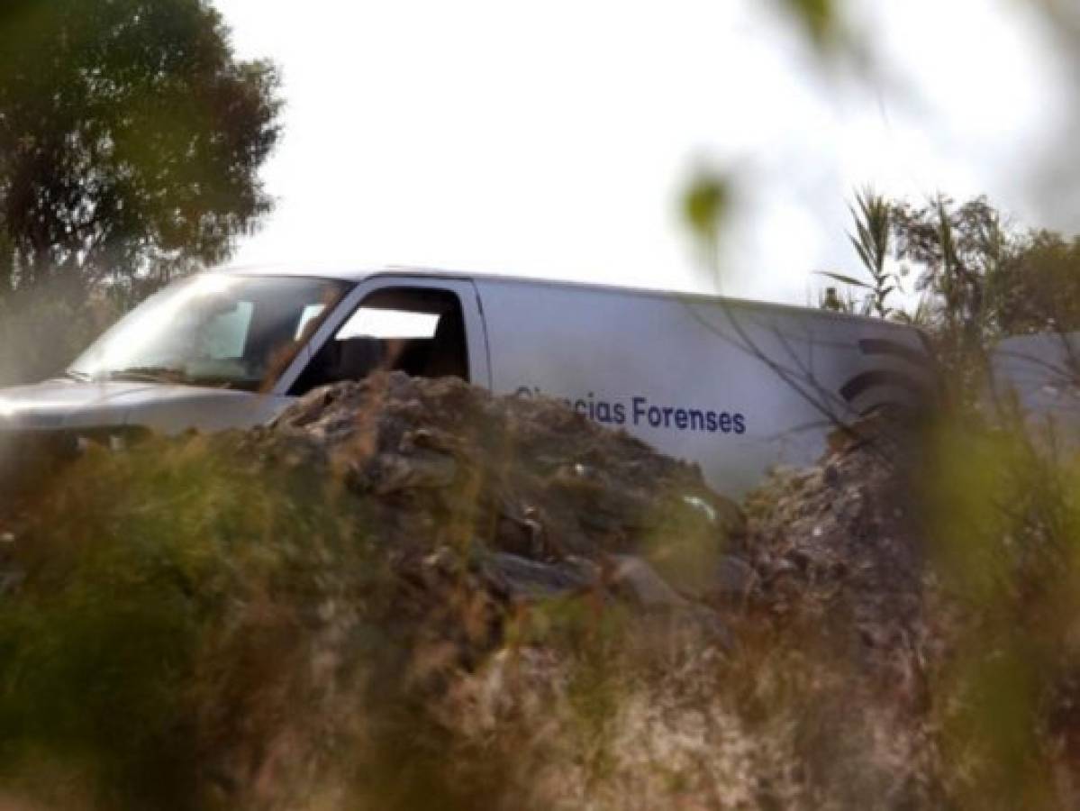 Hallan vehículo con 10 cuerpos carbonizados en el sur de México