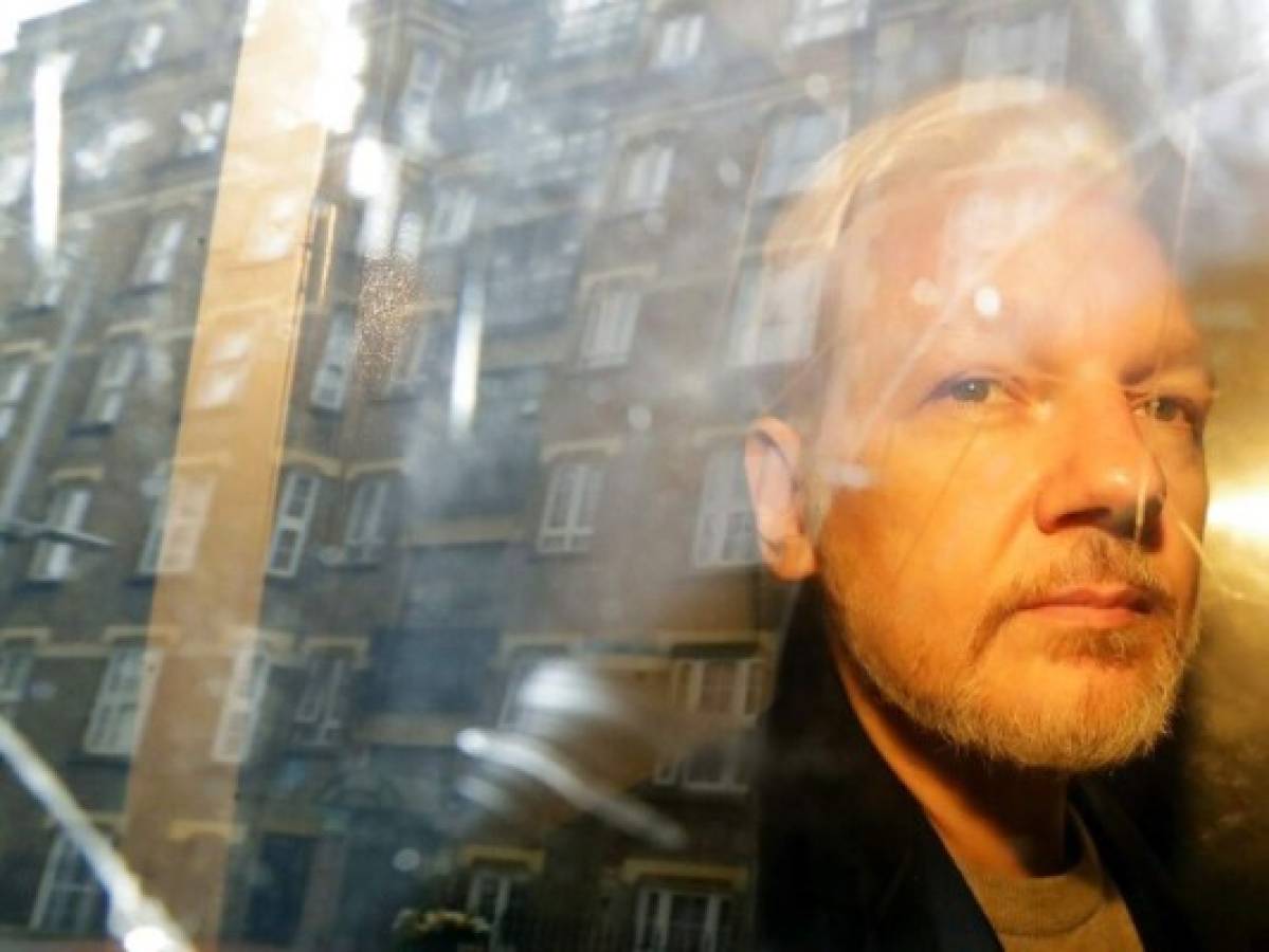 Fundador de WikiLeaks enfrenta nueva acusación en EEUU    