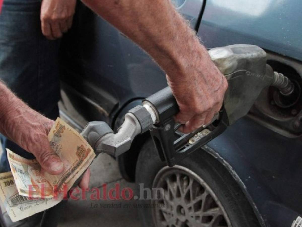 Regresa otra temporada de alzas en los combustibles en Honduras