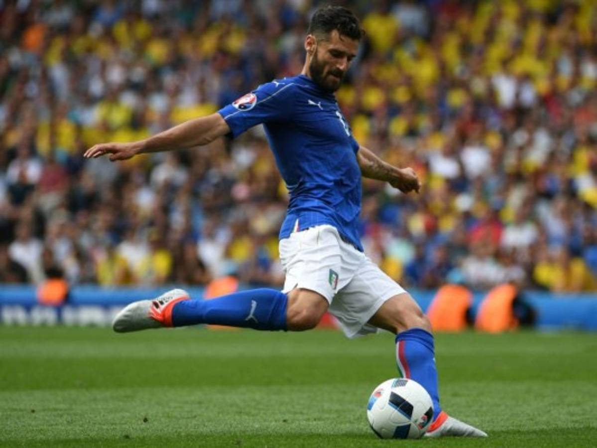 Italia gana en las últimas, se clasifica a cuartos y casi elimina a Suecia de la Euro