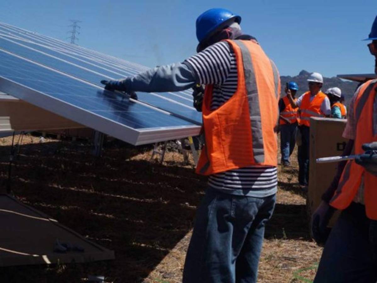 Honduras asegura suministro eléctrico