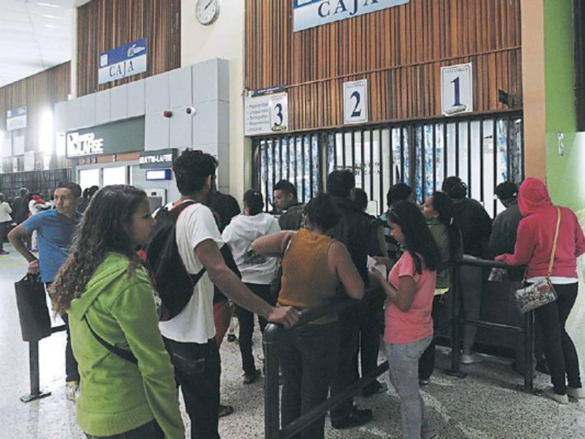 Salud bajará costos en todos los hospitales