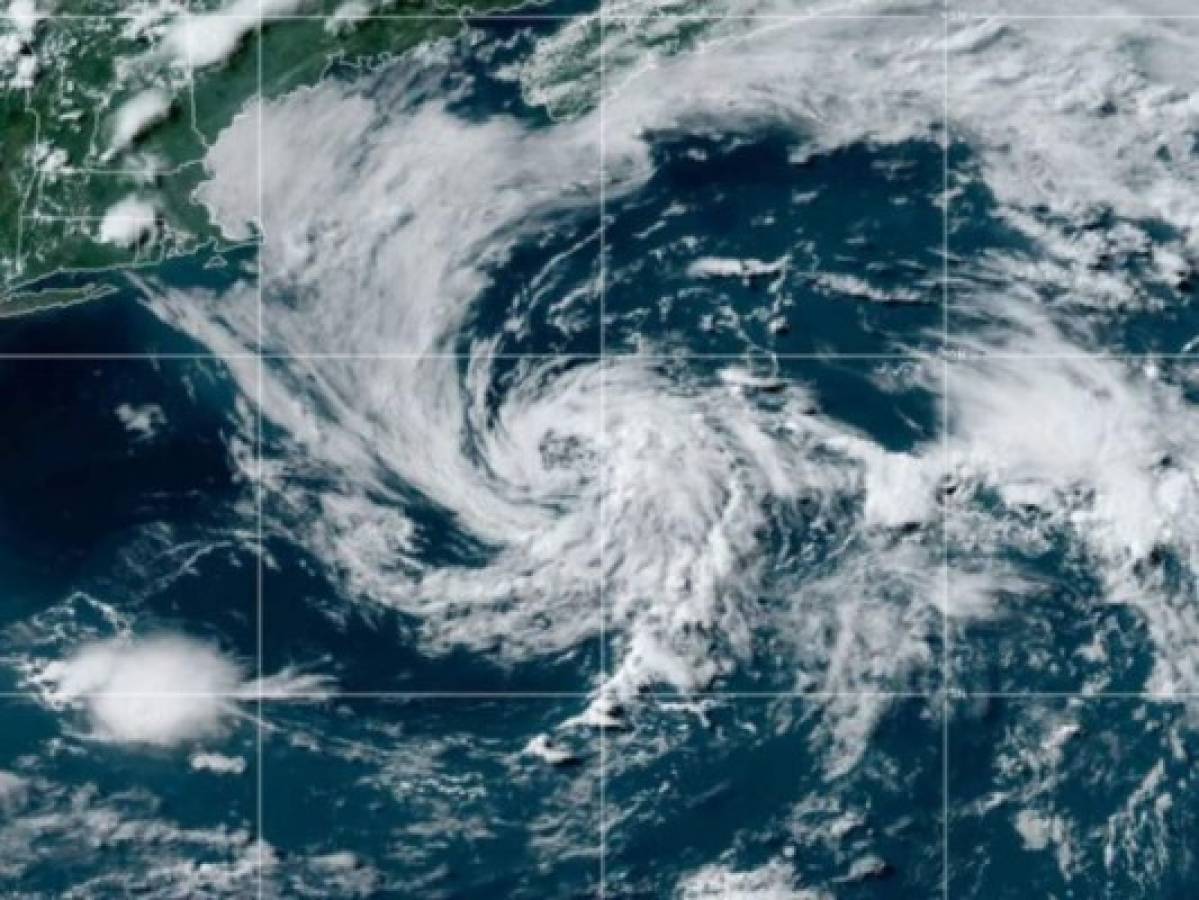 Tormenta tropical Dolly se forma en el norte del Atlántico