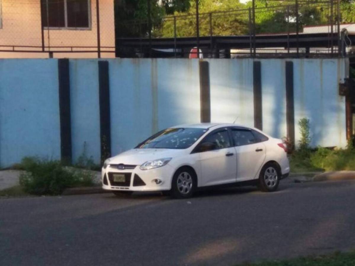 Acribillan a dos personas dentro de vehículo en San Pedro Sula