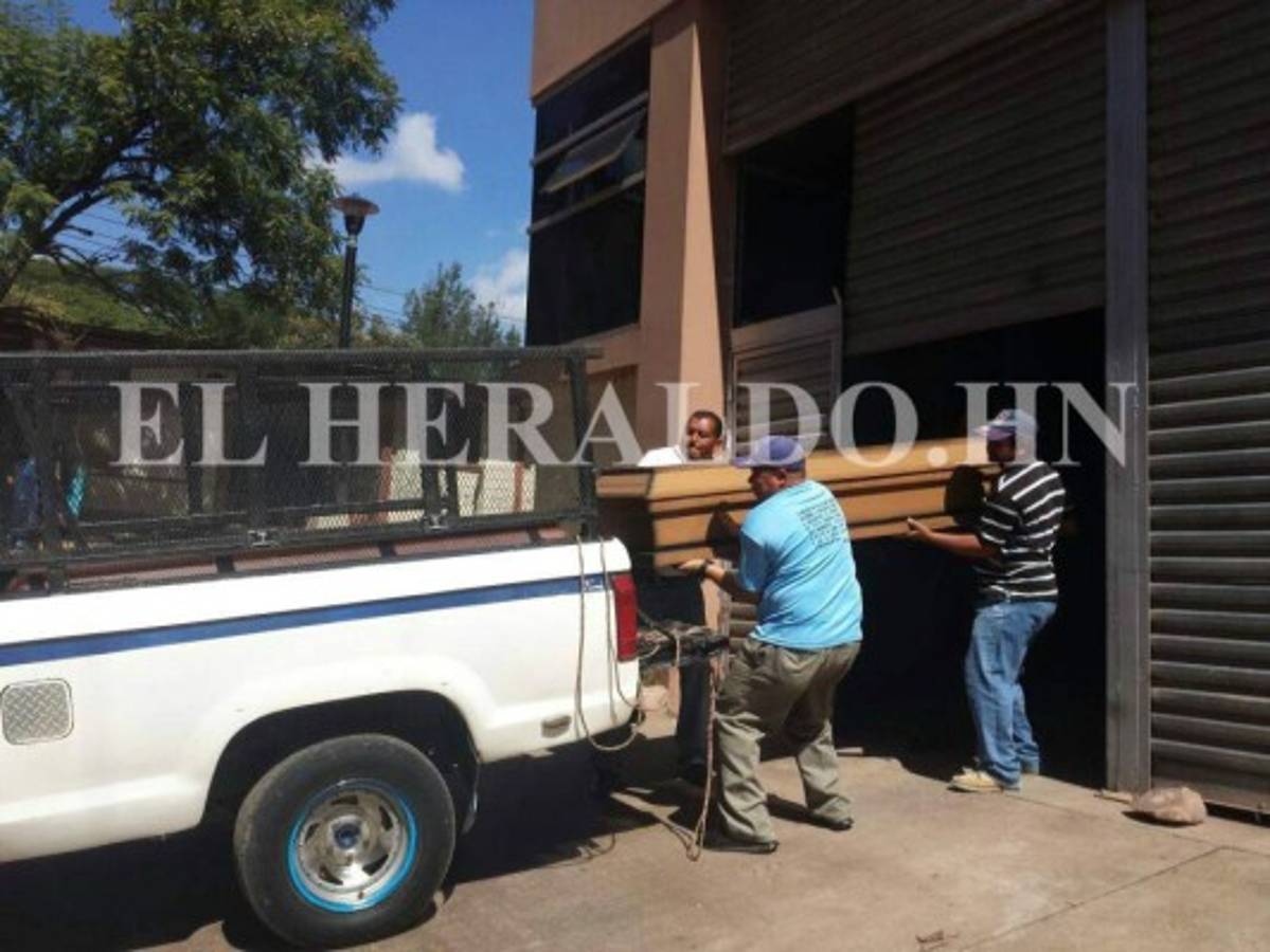 Retiran cuerpos de hermanos asesinados tras rapto en Amarateca