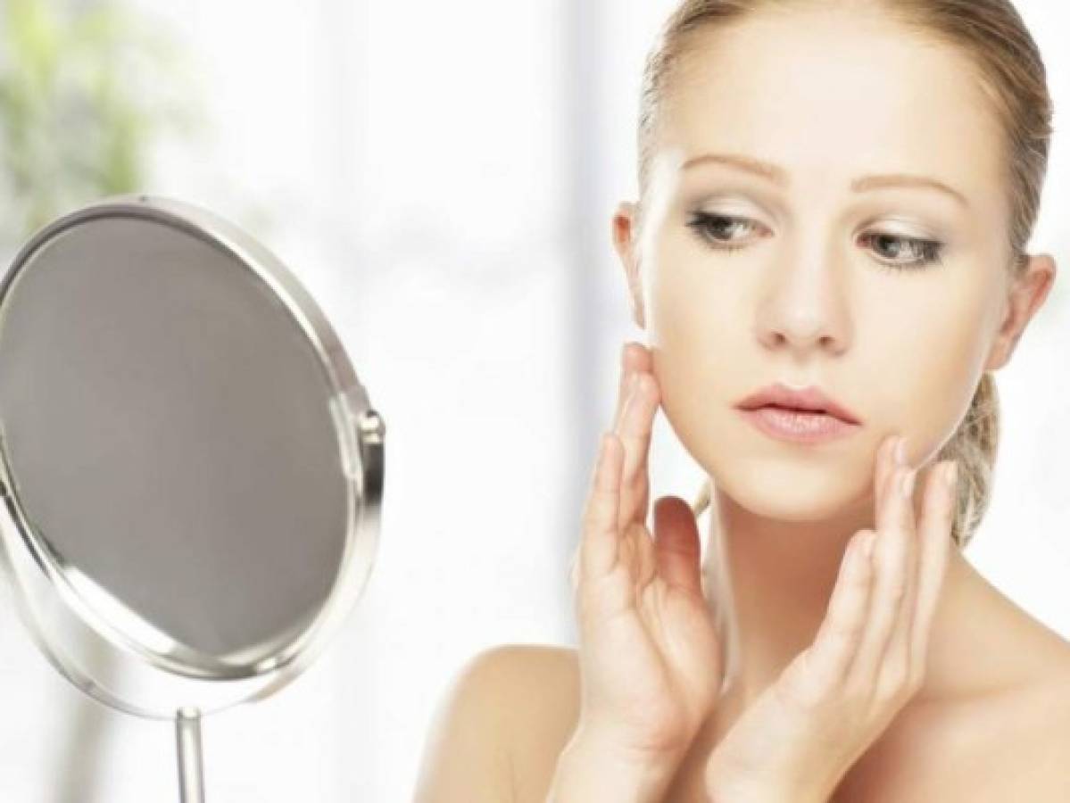 Cinco hábitos que arruinan la piel de la mujer