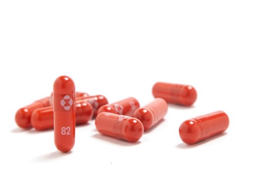 Merck: Nueva píldora reduce riesgo de muerte por Covid-19