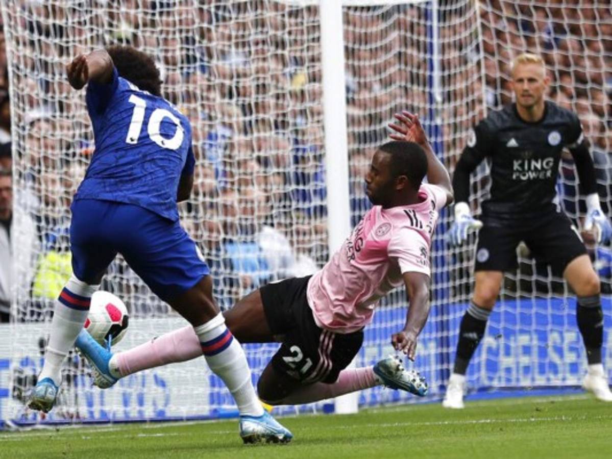 Frank Lampard continúa sin ganar como técnico del Chelsea  