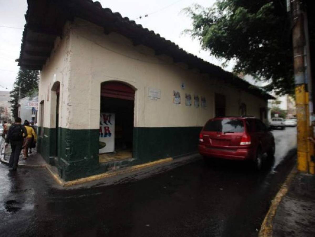 Muere dueño del reconocido bar 'Tito Aguacate'