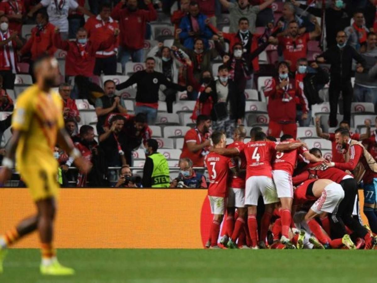 Benfica golea 3-0 al Barcelona que sufre las consecuencias de la salida de Messi