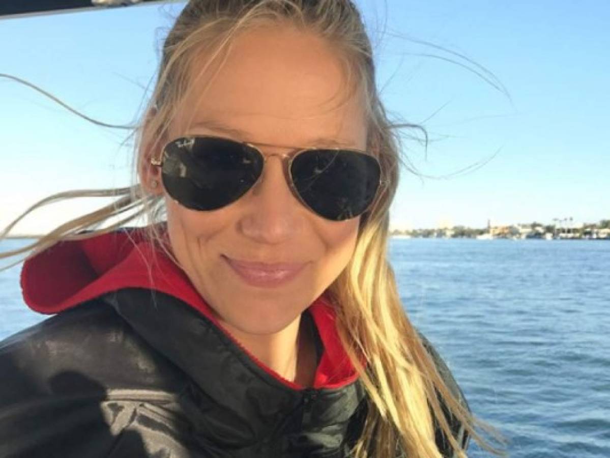 Anna Kournikova muestra cómo lucía embarazada