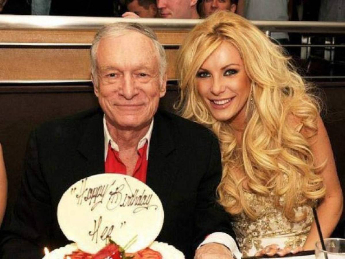 Crystal recibirá varios millones de la herencia de Hugh Hefner