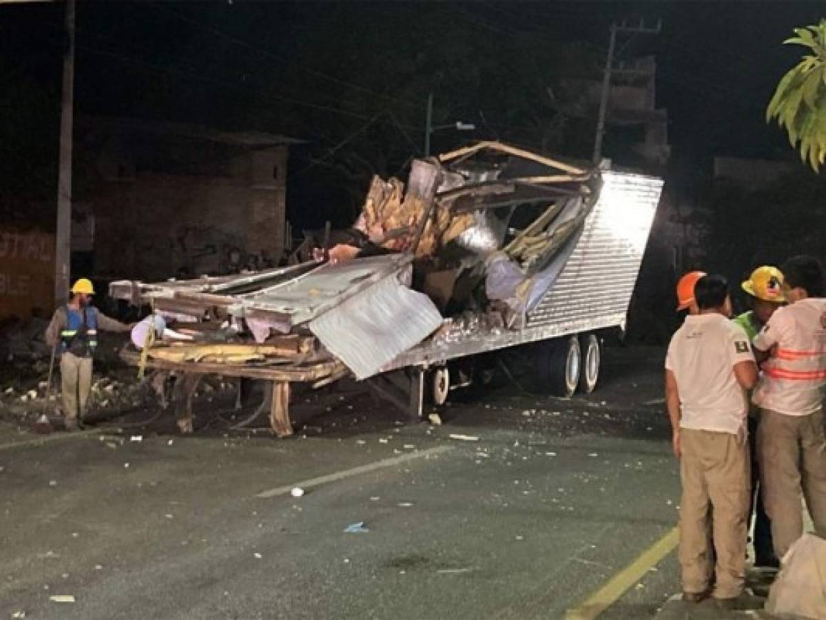 '¡No cierres los ojos!': la súplica de un migrante tras el accidente en México