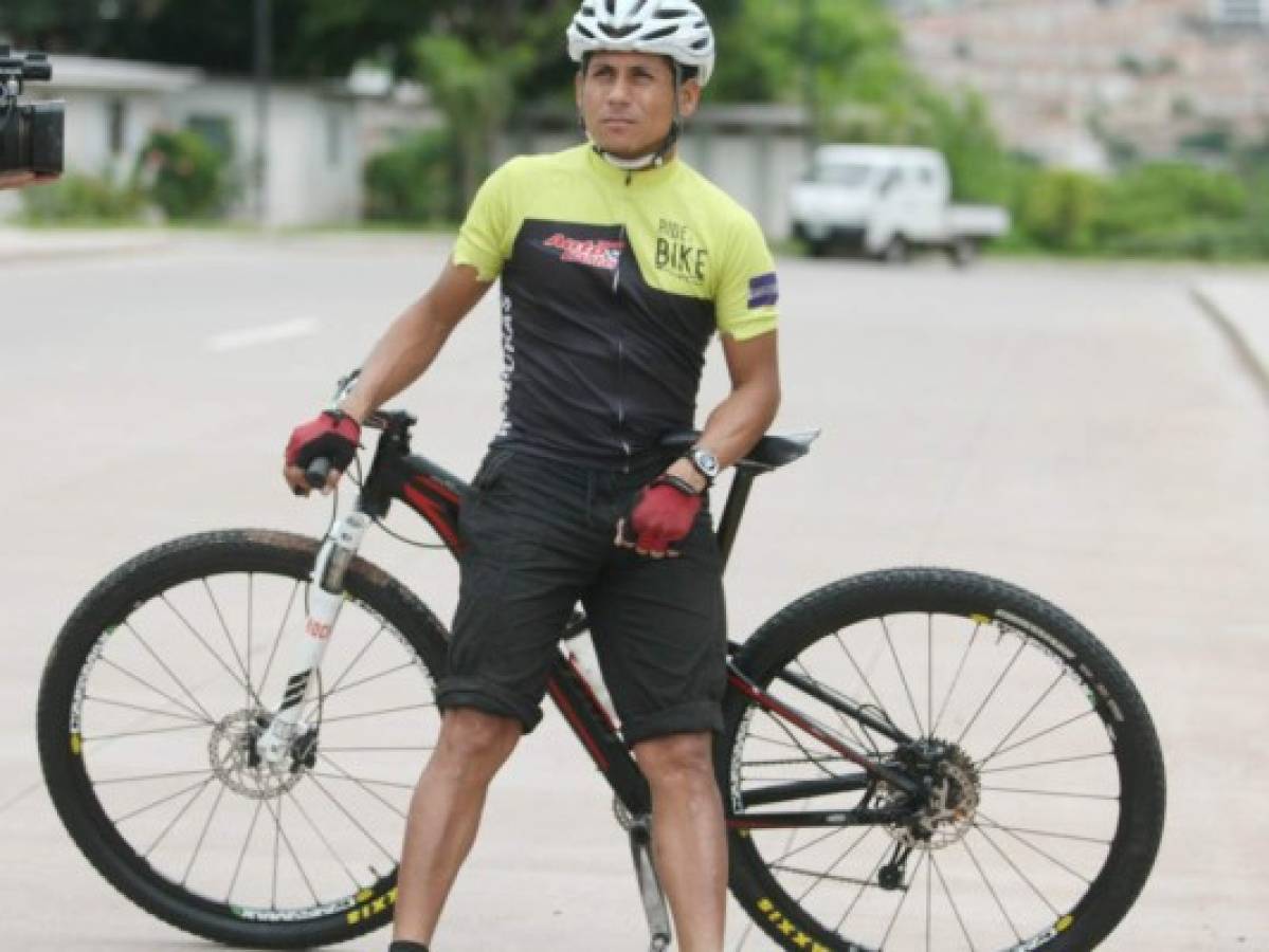 Jonny Mairena, el ciclista del pueblo