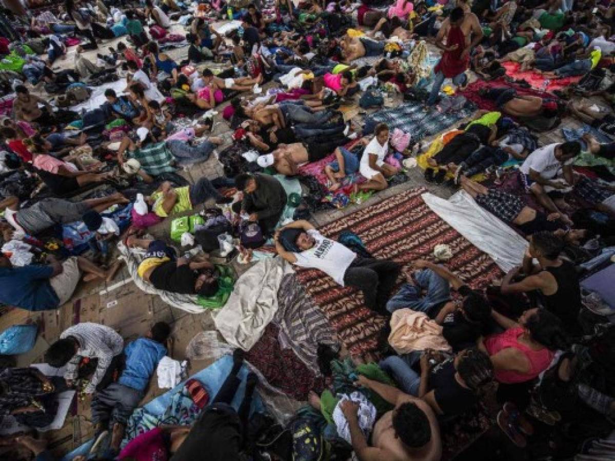 México: Niños con varicela y sarampión iban en camiones que escondían a 298 migrantes