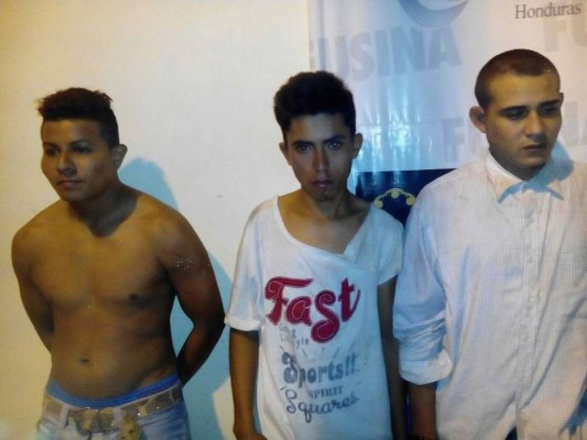 Capturan seis supuestos mareros con droga